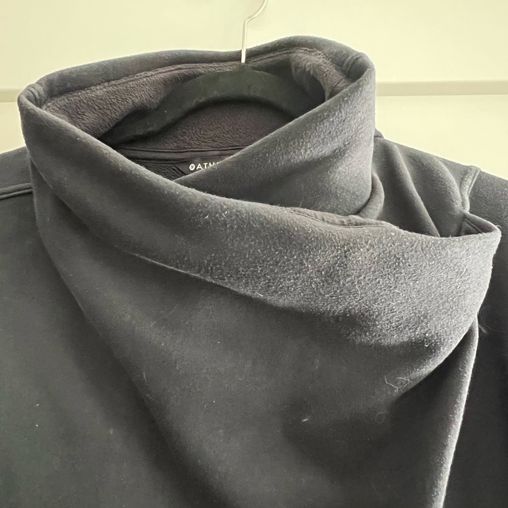 Athleta Cross-neck Pullover Size 3X